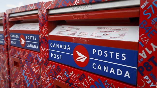 Canada Post moves up Christmas delivery deadlines amid unprecedented holiday demand | iNFOnews.ca Canada Post moves up Christmas delivery deadlines amid unprecedented holiday demand | iNFOnews.ca