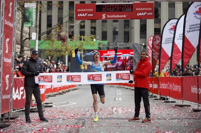 Levins: Signs point to Canadian record, Tokyo standard in The Marathon Project | iNFOnews.ca CP448360095