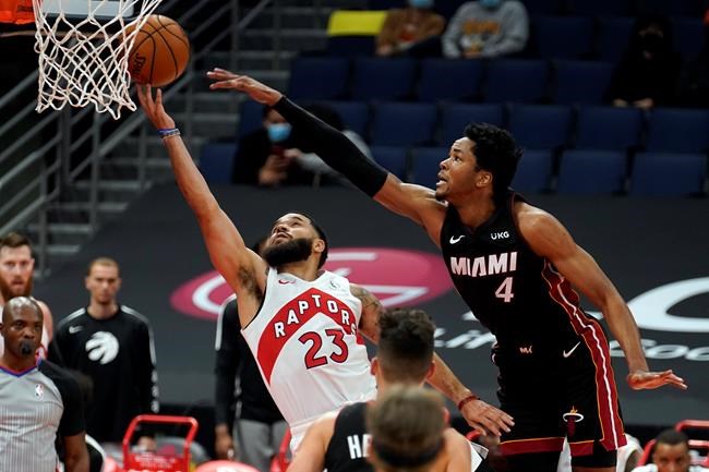 Lowry scores 25 points, but Raptors lose to Heat in 1st game at temporary Tampa home | iNFOnews.ca Lowry scores 25 points, but Raptors lose to Heat in 1st game at temporary Tampa home | iNFOnews.ca