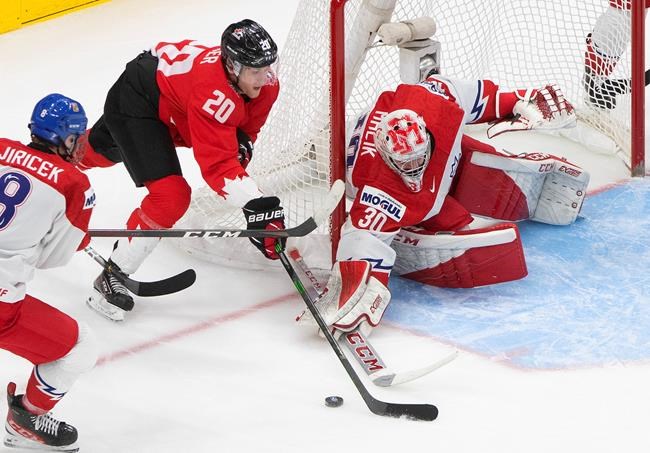 Canada blanks Czechs 3-0, reaches semifinals of world junior hockey championship | iNFOnews.ca CP217333711