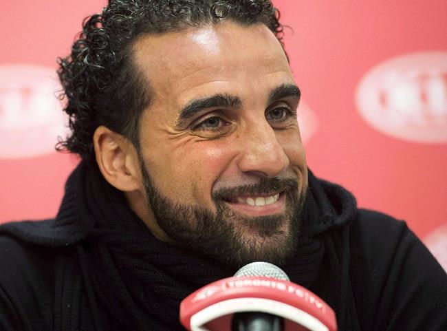 Former Canadian star Dwayne De Rosario looks to help keep soccer growing in Canada | iNFOnews.ca CP2080009534