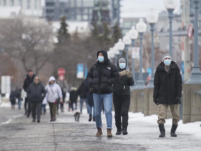 Curfew now in effect across Quebec; heavy police presence expected | iNFOnews.ca