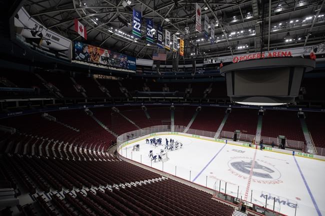 Canucks will return to practice Monday, following cancelled practice due to COVID-19 | iNFOnews.ca CP191961881