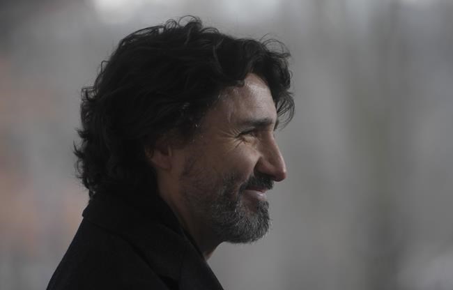 Trudeau leaves door open to tighter travel ban, eyeing COVID-19 mutations abroad | iNFOnews.ca