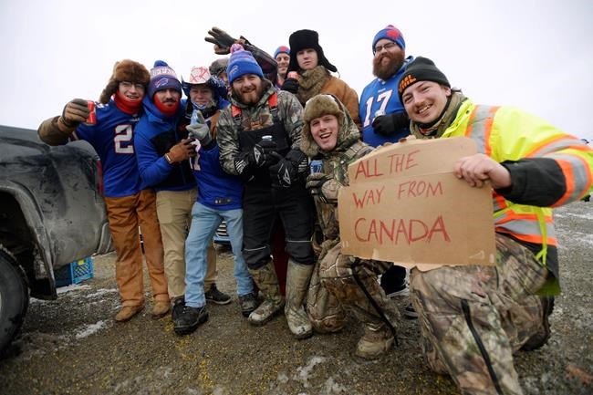 Being unable to attend Bills playoff games due to pandemic pains Canadian fans | iNFOnews.ca