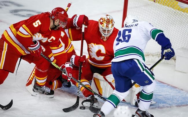 Markstrom's 32-save shutout spurs Calgary Flames to 3-0 win over Vancouver Canucks | iNFOnews.ca