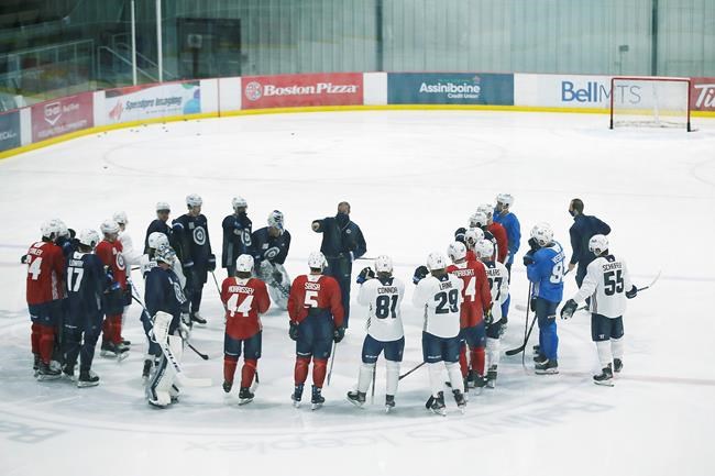 Jets return to practice a day after suspending workouts due to COVID concerns | iNFOnews.ca