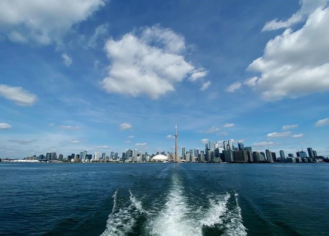 Urbanation report says apartment vacancy in Toronto hit record high in Q4 | iNFOnews.ca