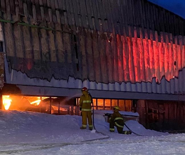 'Please don't panic:' Nunavut community under state of emergency after store fire | iNFOnews.ca
