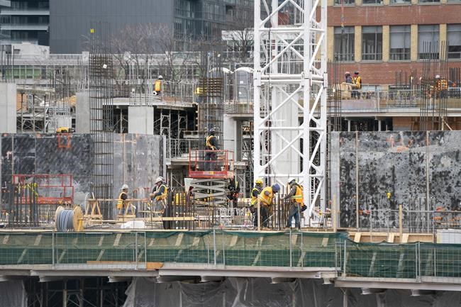 Testing, sick leave, enforcement needed to slow workplace spread in Ontario: experts | iNFOnews.ca Testing, sick leave, enforcement needed to slow workplace spread in Ontario: experts | iNFOnews.ca