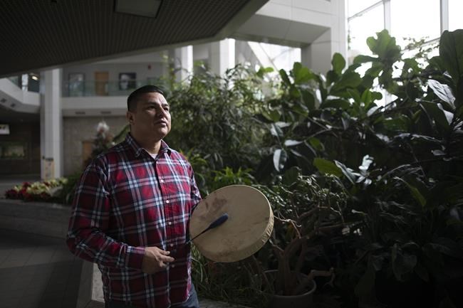 '100 per cent Indigenous:' New mask factory on Alberta reserve to employ band members | iNFOnews.ca '100 per cent Indigenous:' New mask factory on Alberta reserve to employ band members | iNFOnews.ca