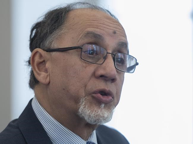 Quebec City mosque co-founder decries lack of federal progress on curbing handguns | iNFOnews.ca
