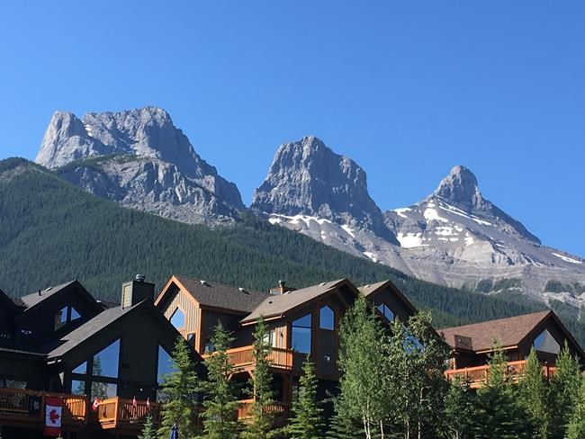 Development in wildlife corridor in mountain town of Canmore, Alta., back for debate | iNFOnews.ca