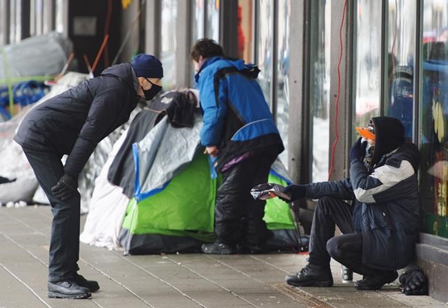 'Raising the alarm:' Priority vaccines urged for homeless population, shelter staff | iNFOnews.ca