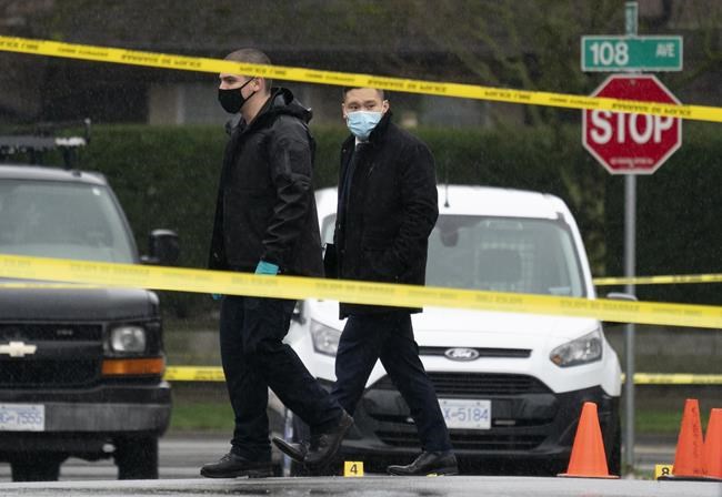 Shooting in Surrey, B.C., that left woman dead was not random, police say | iNFOnews.ca Shooting in Surrey, B.C., that left woman dead was not random, police say | iNFOnews.ca