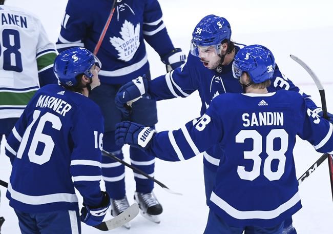 Auston Matthews extends goal streak as Leafs pick up 'ugly' 3-1 victory over Canucks | iNFOnews.ca CP1544506857