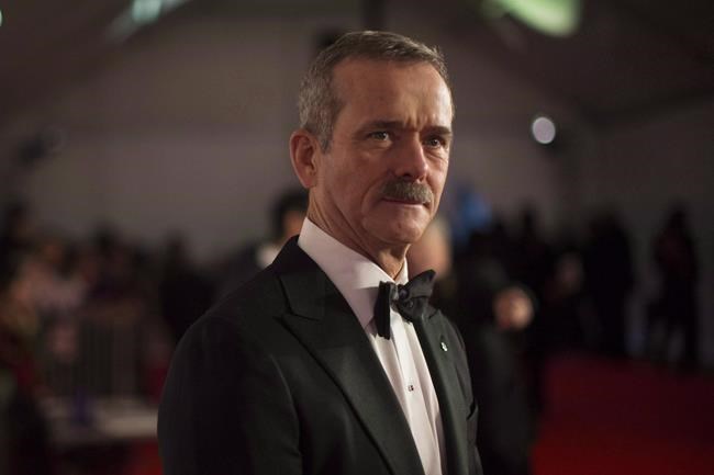 Astronaut Chris Hadfield draws from real-life space thrills in debut novel | iNFOnews.ca Astronaut Chris Hadfield draws from real-life space thrills in debut novel | iNFOnews.ca
