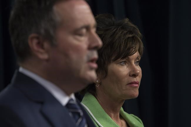 'Bait and switch:' Questions arise over what reinstated Alberta coal policy protects | iNFOnews.ca