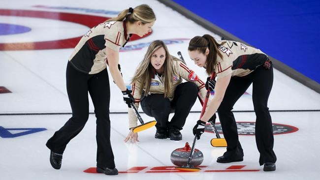 Homan and Einarson improve to 9-1 at Canadian women's curling championship | iNFOnews.ca CP595697219