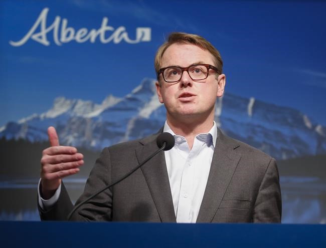 Alberta may follow B.C.'s lead on faster rollout of first COVID-19 dose | iNFOnews.ca