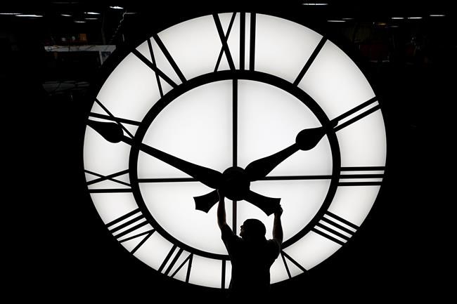 Canadians spring clocks forward on Sunday as Yukon pitches benefit of ditching change | iNFOnews.ca