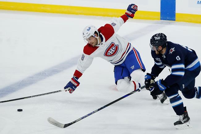 Canadiens defenceman Ben Chiarot out six-to-eight weeks with fractured hand | iNFOnews.ca Canadiens defenceman Ben Chiarot out six-to-eight weeks with fractured hand | iNFOnews.ca