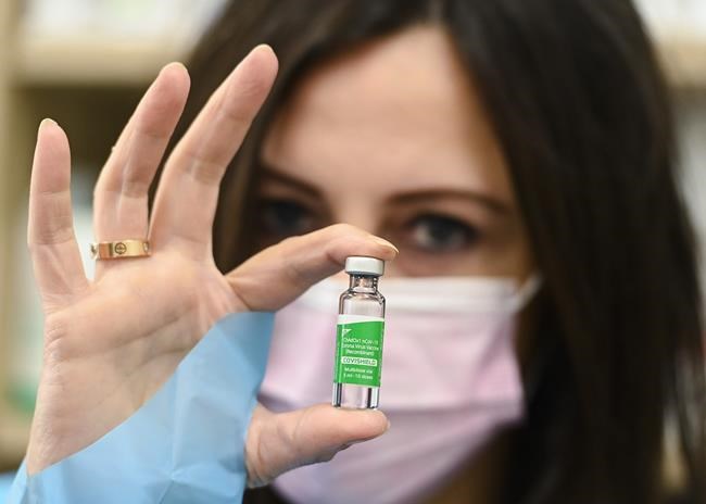 Officials face battle of confidence amid controversy over Oxford-AstraZeneca vaccine | iNFOnews.ca Officials face battle of confidence amid controversy over Oxford-AstraZeneca vaccine | iNFOnews.ca
