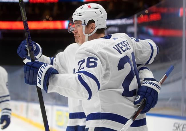 Vancouver Canucks claim former Toronto Maple Leafs winger Jimmy Vesey | iNFOnews.ca