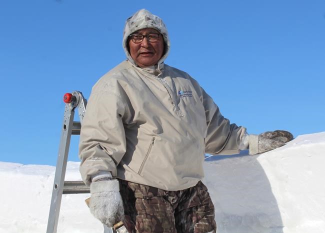 'It's going to come down to one block': Building an igloo for Nunavut arts festival | iNFOnews.ca