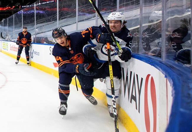 Edmonton Oilers score four unanswered goals to defeat Winnipeg Jets 4-2 | iNFOnews.ca Edmonton Oilers score four unanswered goals to defeat Winnipeg Jets 4-2 | iNFOnews.ca
