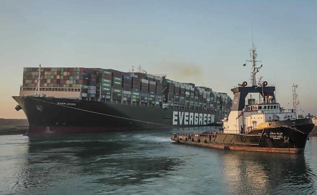 Suez Canal blockage could lead to delays, higher shipping prices, experts say | iNFOnews.ca