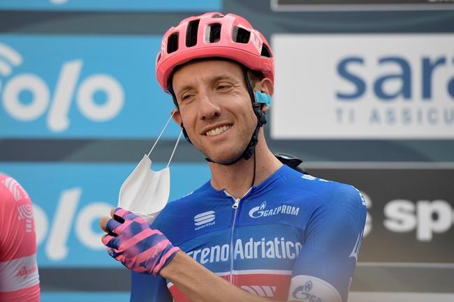 Two Canadian riders forced to drop out of Basque race after crashes | iNFOnews.ca Two Canadian riders forced to drop out of Basque race after crashes | iNFOnews.ca
