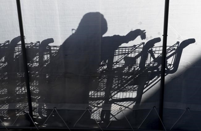 'I wish I could get the vaccine tomorrow': Grocery workers struggle with anxiety | iNFOnews.ca