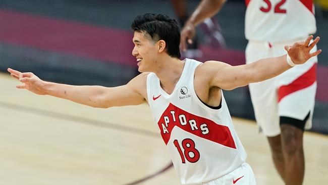 Raptors sign Japanese forward Yuta Watanabe to standard NBA contract | iNFOnews.ca