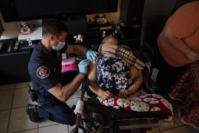 Nurses, nonprofits, others take vaccine to homebound people | iNFOnews.ca Nurses, nonprofits, others take vaccine to homebound people | iNFOnews.ca