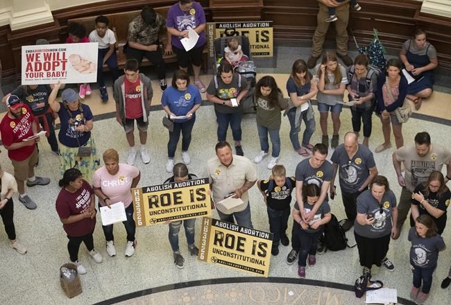 Texas lawmakers approve abortion ban as early as 6 weeks | iNFOnews.ca