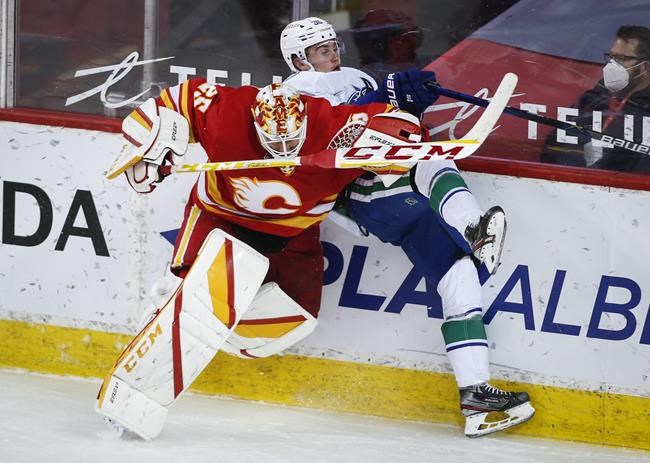 Lindholm, Tkachuk lead Calgary Flames in 4-1 win over Vancouver Canucks | iNFOnews.ca Lindholm, Tkachuk lead Calgary Flames in 4-1 win over Vancouver Canucks | iNFOnews.ca