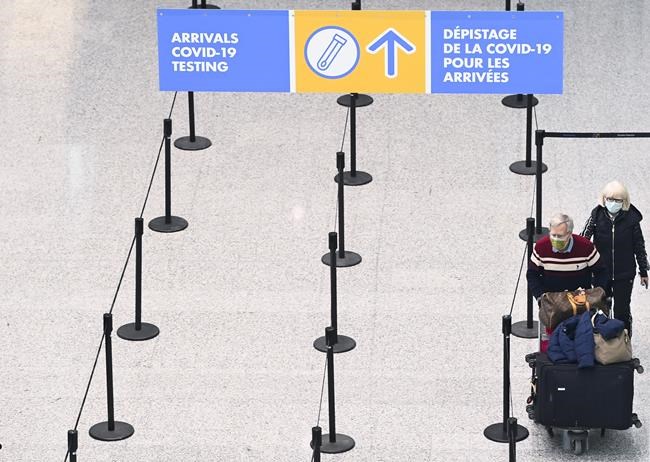 Fewer flights land in Canada with COVID-19 since ban on planes from India, Pakistan | iNFOnews.ca CP797557159