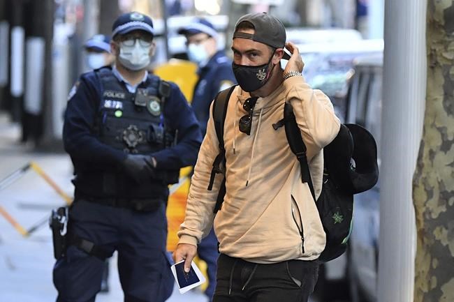 Australian cricketers return after Indian league suspension | iNFOnews.ca