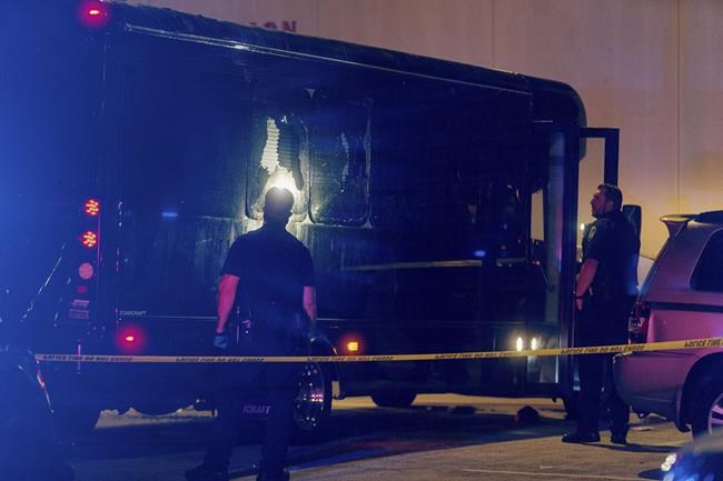Shooting targeting party bus in California kills 2, wounds 5 | iNFOnews.ca