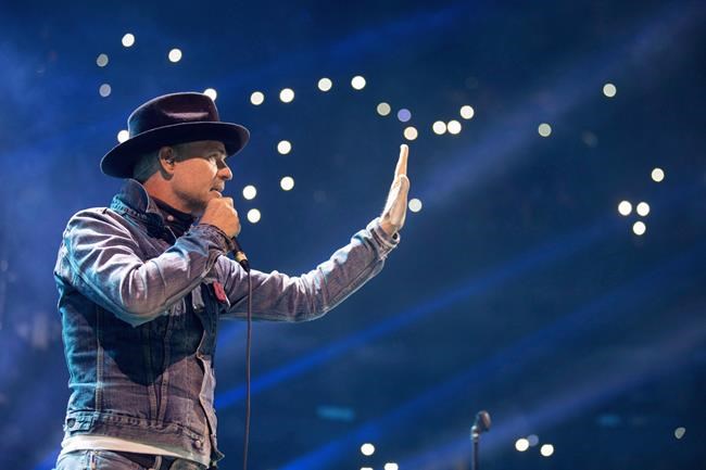 Tragically Hip unearth lost 'Road Apples' recordings for new six-track album | iNFOnews.ca