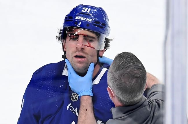 Maple Leafs captain John Tavares leaves Game 1 vs. Canadiens on stretcher | iNFOnews.ca Maple Leafs captain John Tavares leaves Game 1 vs. Canadiens on stretcher | iNFOnews.ca