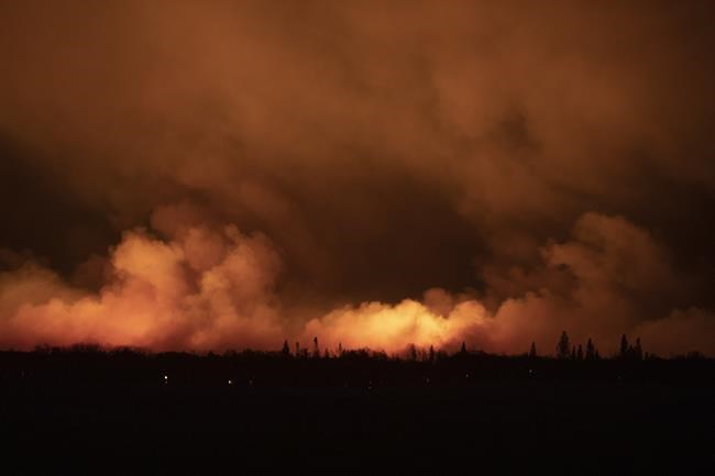 Dry spring can create wildfire trouble for Western Canada: experts | iNFOnews.ca