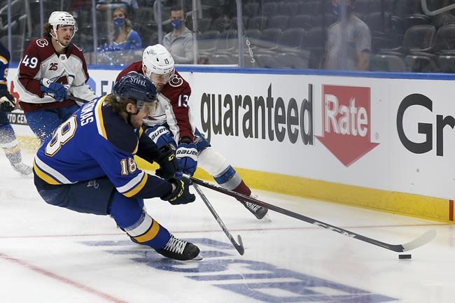 Avs score 3 in 2nd, beat Blues 5-1 to take a 3-0 series lead | iNFOnews.ca Avs score 3 in 2nd, beat Blues 5-1 to take a 3-0 series lead | iNFOnews.ca