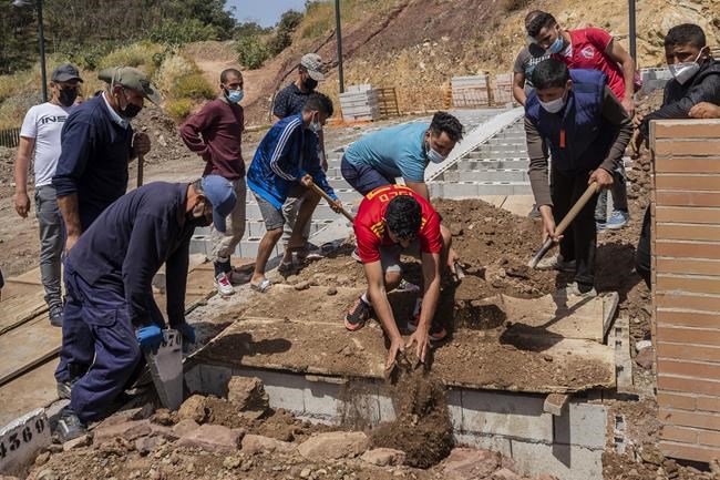 Food, shelter, beatings: Border city divided over migrants | iNFOnews.ca Food, shelter, beatings: Border city divided over migrants | iNFOnews.ca