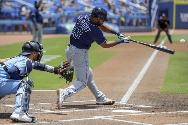 Rays rally with 5 walks in 9th, top Jays for 10th win in row | iNFOnews.ca