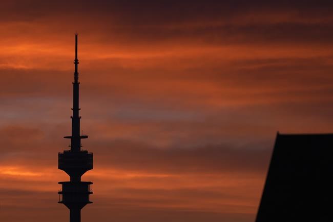 German GDP slumps but optimism up as vaccinations increase | iNFOnews.ca German GDP slumps but optimism up as vaccinations increase | iNFOnews.ca