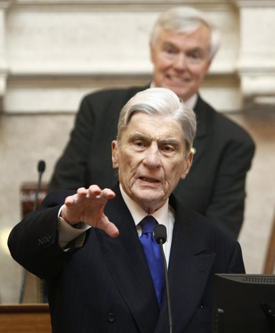 John Warner dies; former GOP senator was military expert | iNFOnews.ca John Warner dies; former GOP senator was military expert | iNFOnews.ca