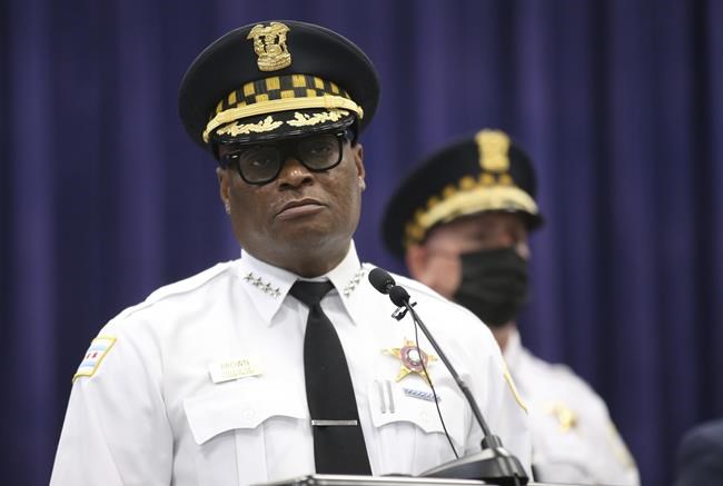 Chicago unveils foot chase policy following police shootings | iNFOnews.ca