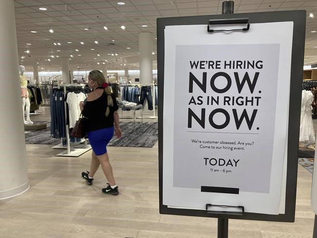 US consumers boosted spending in April as inflation surged | iNFOnews.ca